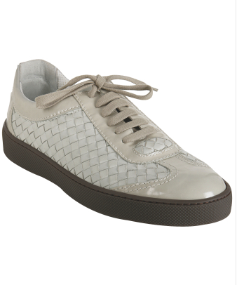 bottega-veneta-eggshell-front.png