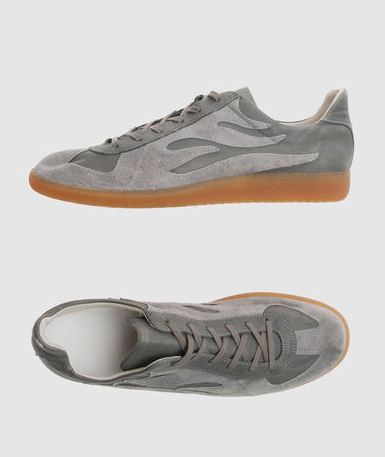 martin-margiela-grey-sneakers.png