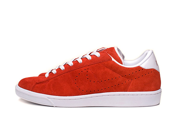 zoom-tennis-classic-red.jpg