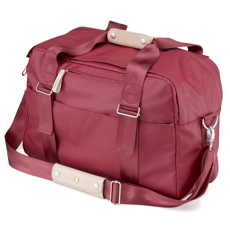 SS10_QWSTION_WEEKENDER_RED_3D