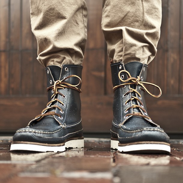 Leather shop boot makers