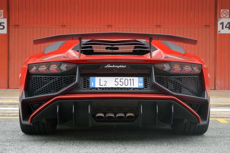 08-2016-lamborghini-aventador-sv-fd-1