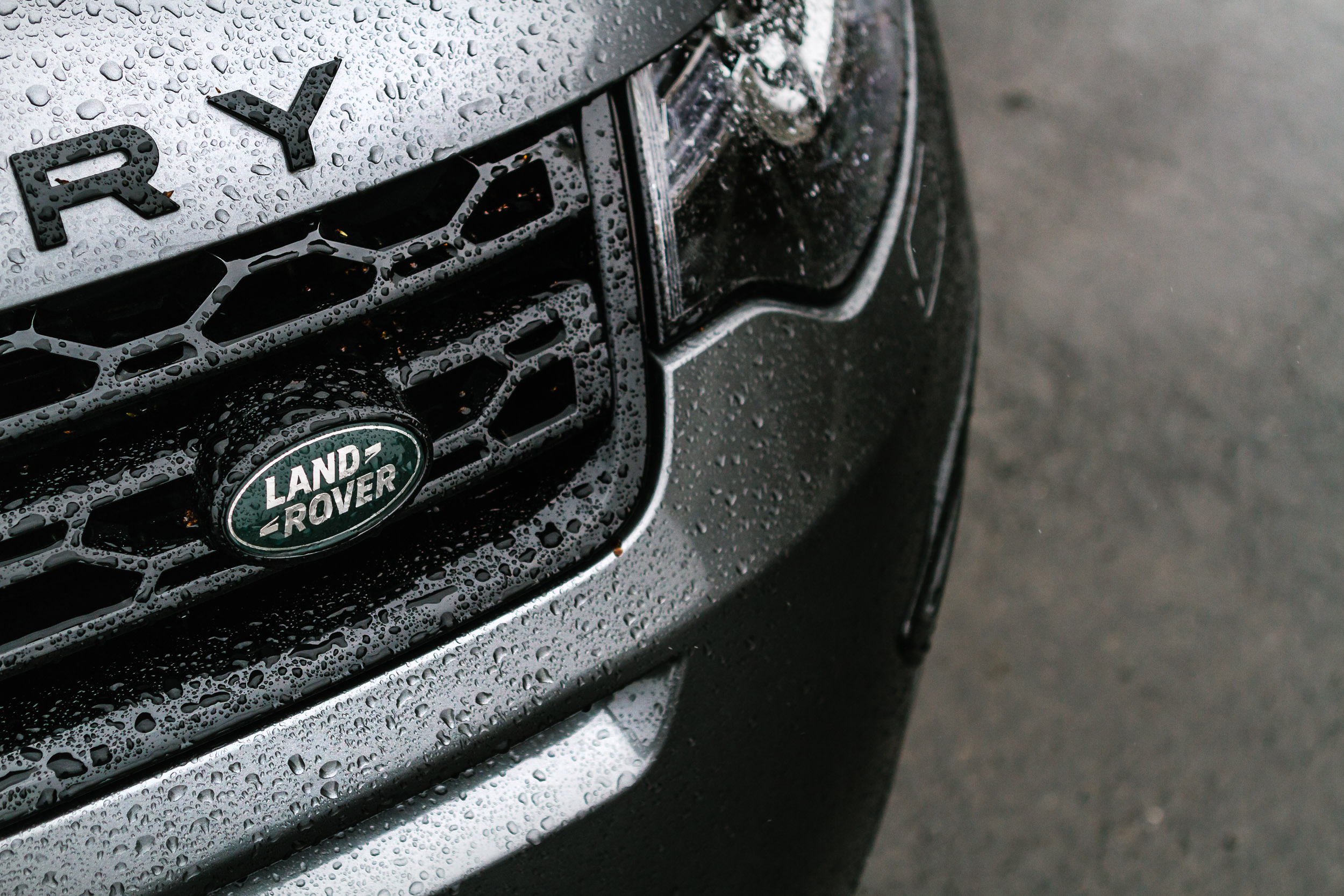 JC-2016 LAND ROVER DISCOVERY Final-2